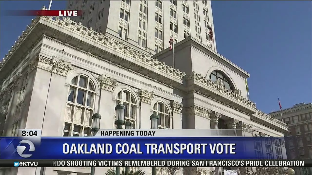 OAKLAND: Coal transport vote