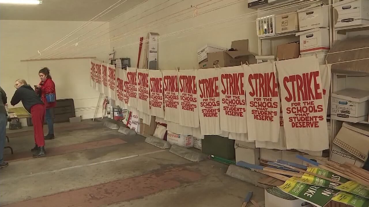 Oakland teachers to strike Monday