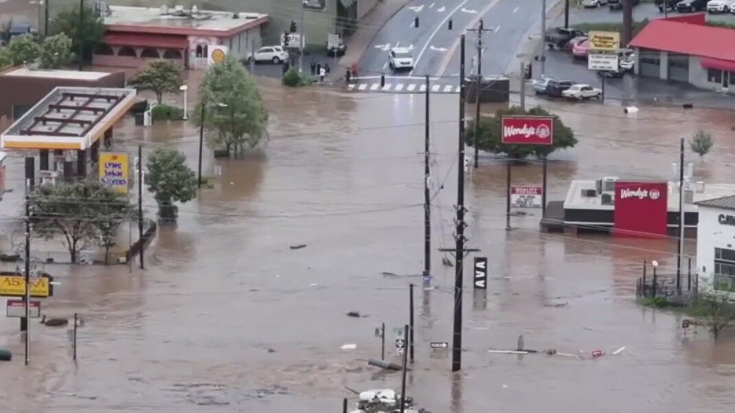 Hurricane recovery efforts continue as new storm approaches