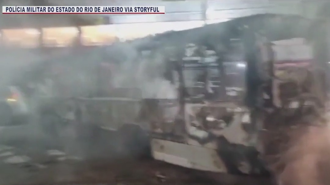 Gang members burn 35 buses in Brazil