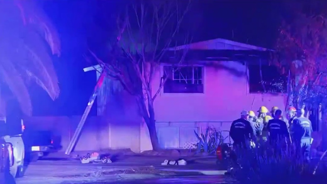 Woman dies in Glendale house fire