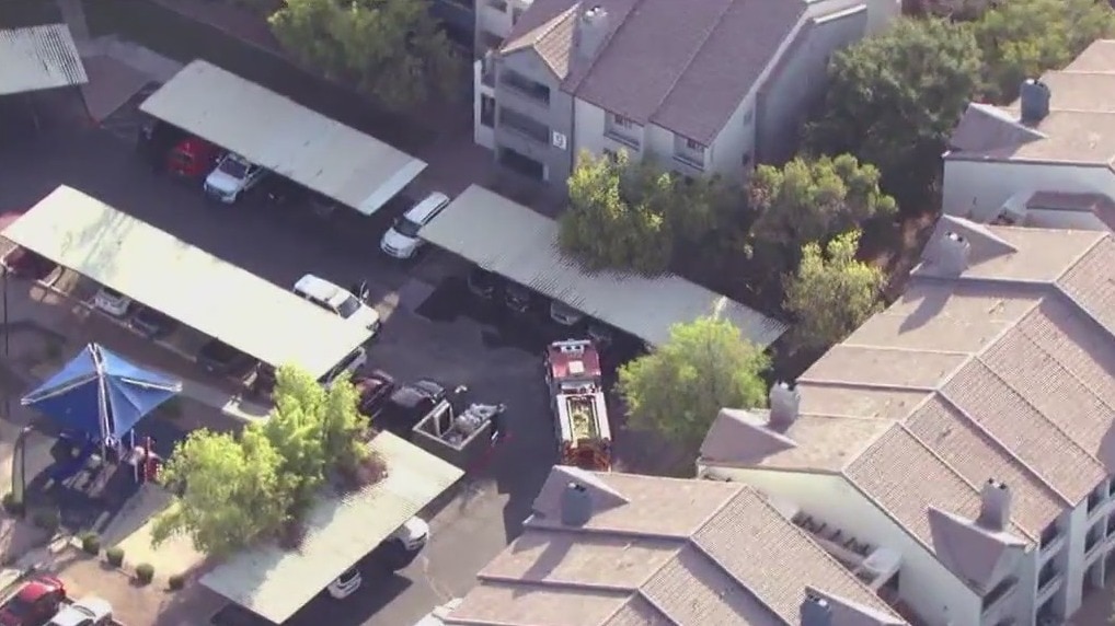3 adults dead in fire at Phoenix apartments | FOX 10 Phoenix