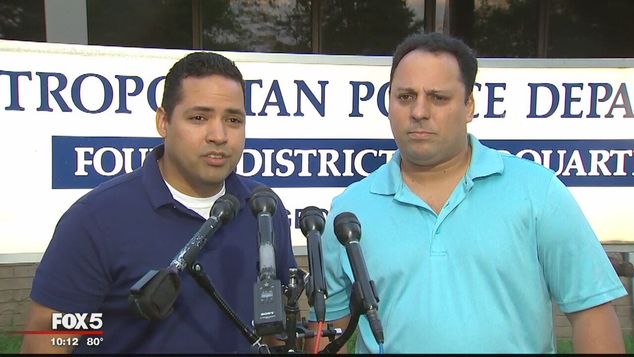DC police officers describe rescuing elderly couple from burning building