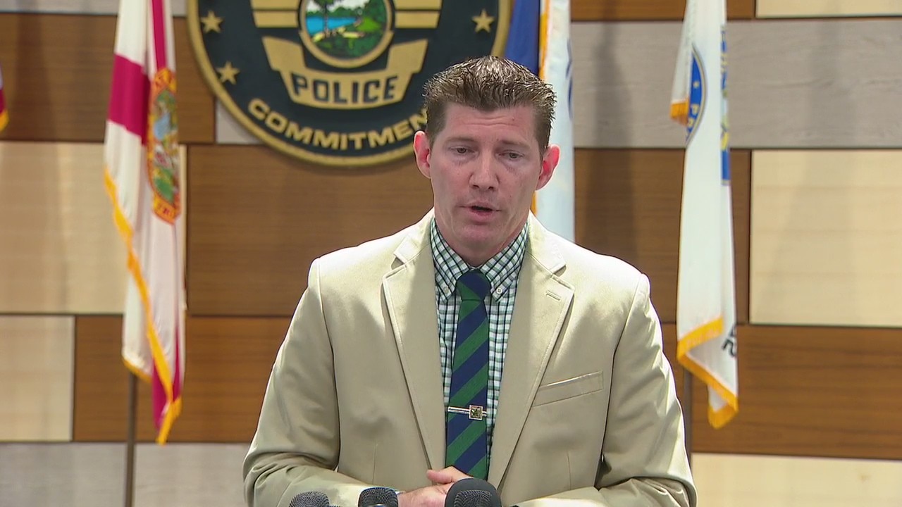 Orlando Police discuss robberies