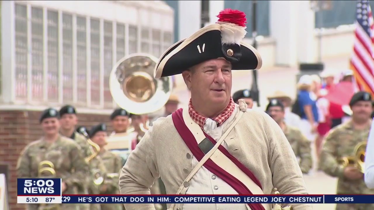 'Salute to Independence' parade draws crowds from near and far