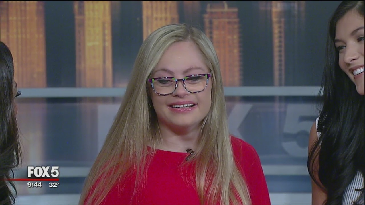 Mikayla Holmgren and Sophia Dominguez-Heithoff