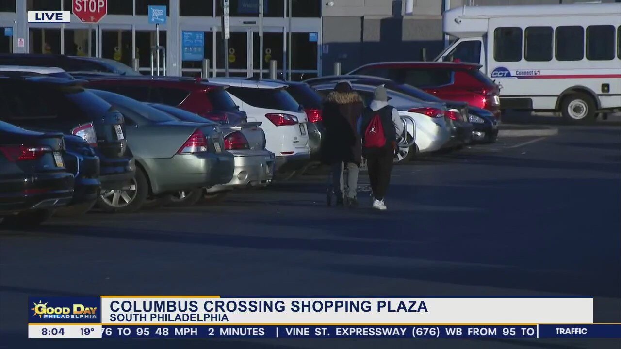 Last-minute shopping underway as the Christmas countdown begins