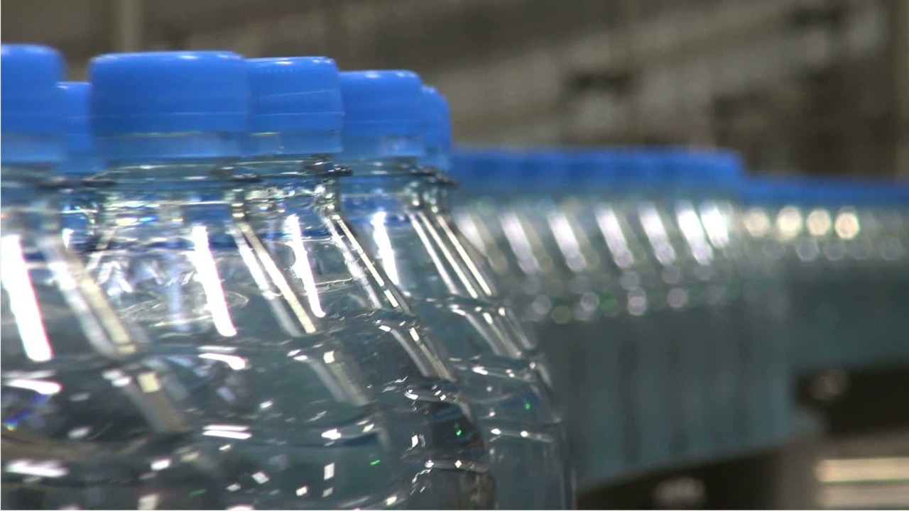 Toxic levels of arsenic present in two prominent bottled water brands, report finds
