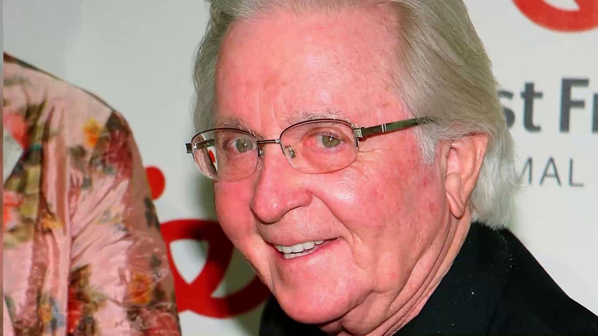Arte Johnson, TV comedy star, dies at 90