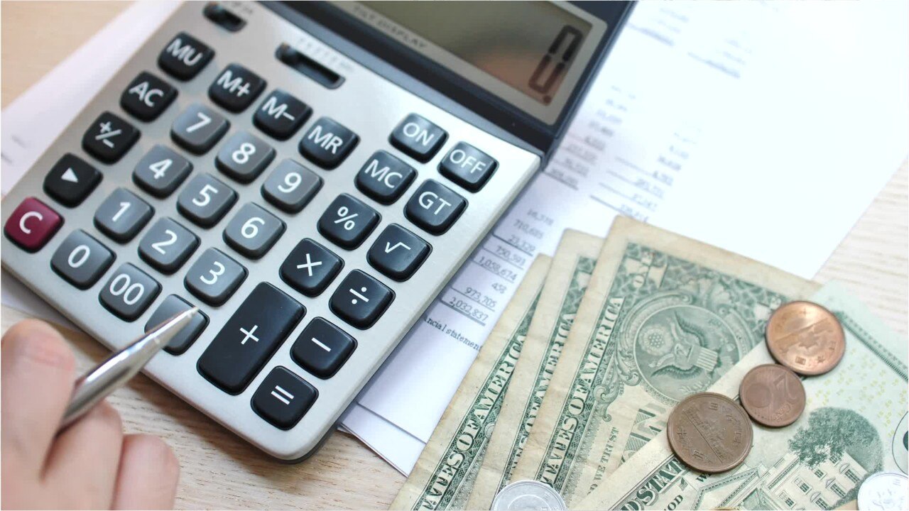 Budget deficit to hit record $3.3T due to virus, recession
