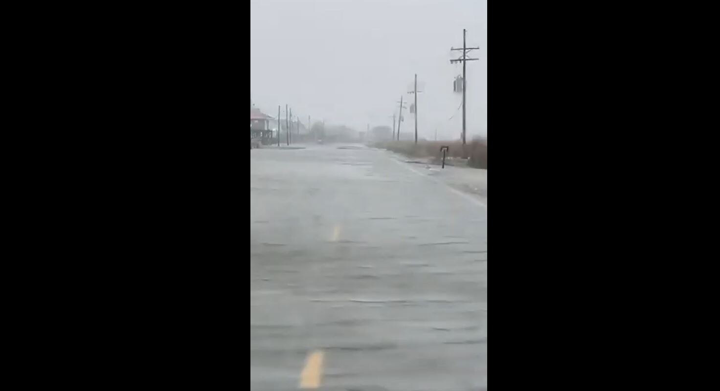 Flooding reported in Coastal Louisiana as Hurricane Zeta nears landfall