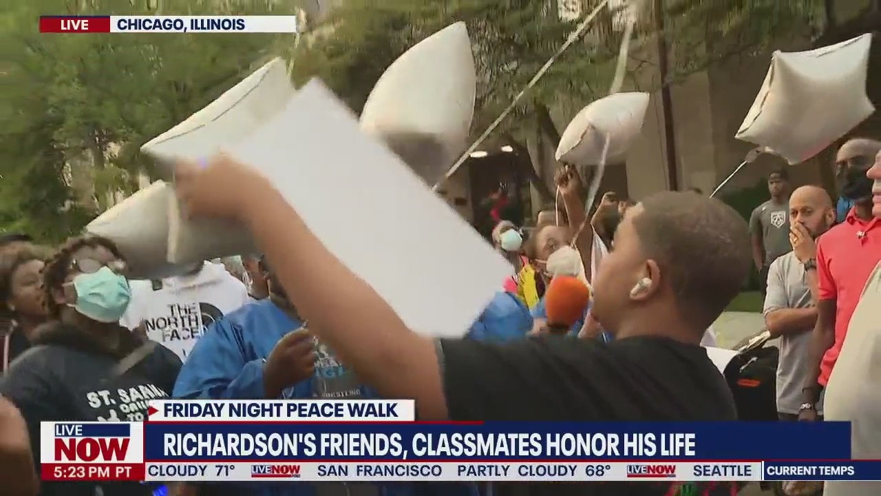 Chicago teenager's classmates honor their friend who shot in head, killed