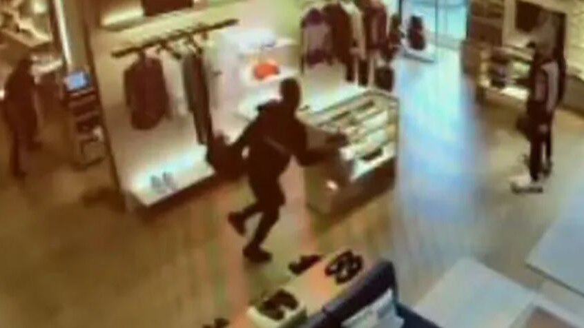 Man knocks himself out trying to flee store with luxury stolen goods