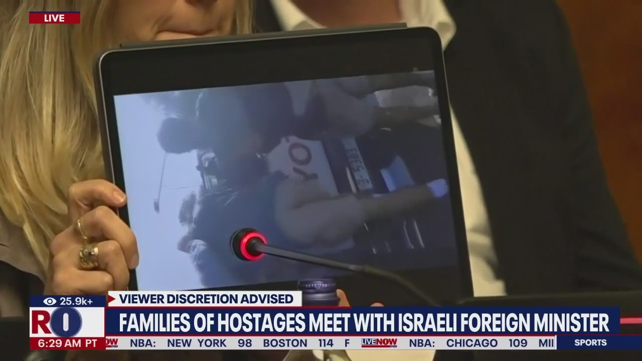 Video: Hamas terrorist kidnapping raw images