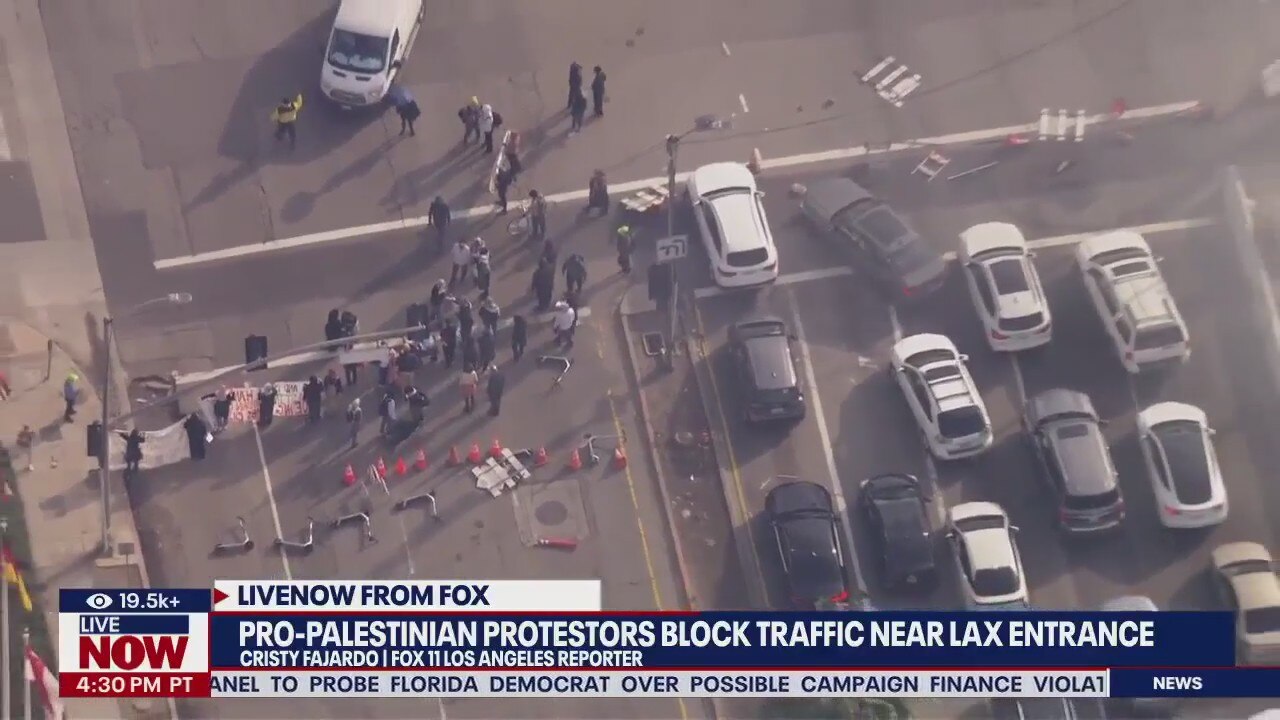 Pro-Palestine protesters block traffic near LAX