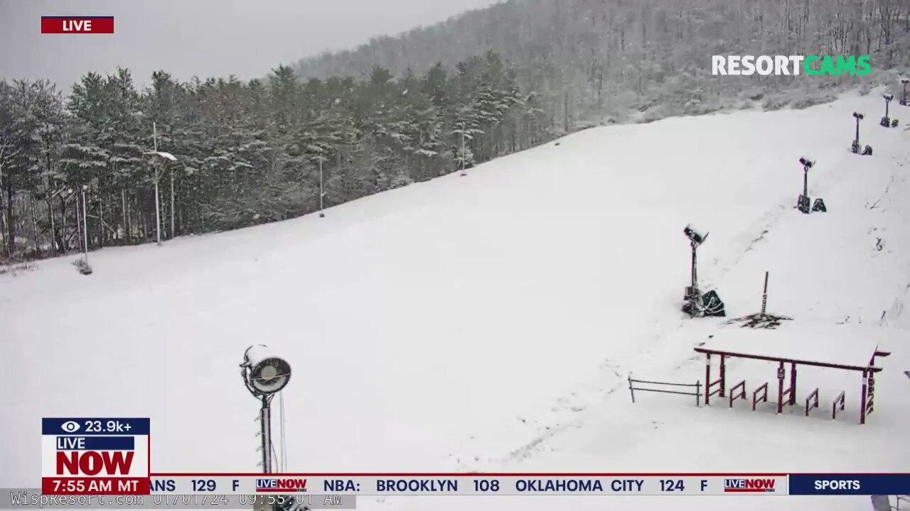 Clipper system brings wintry mix across US
