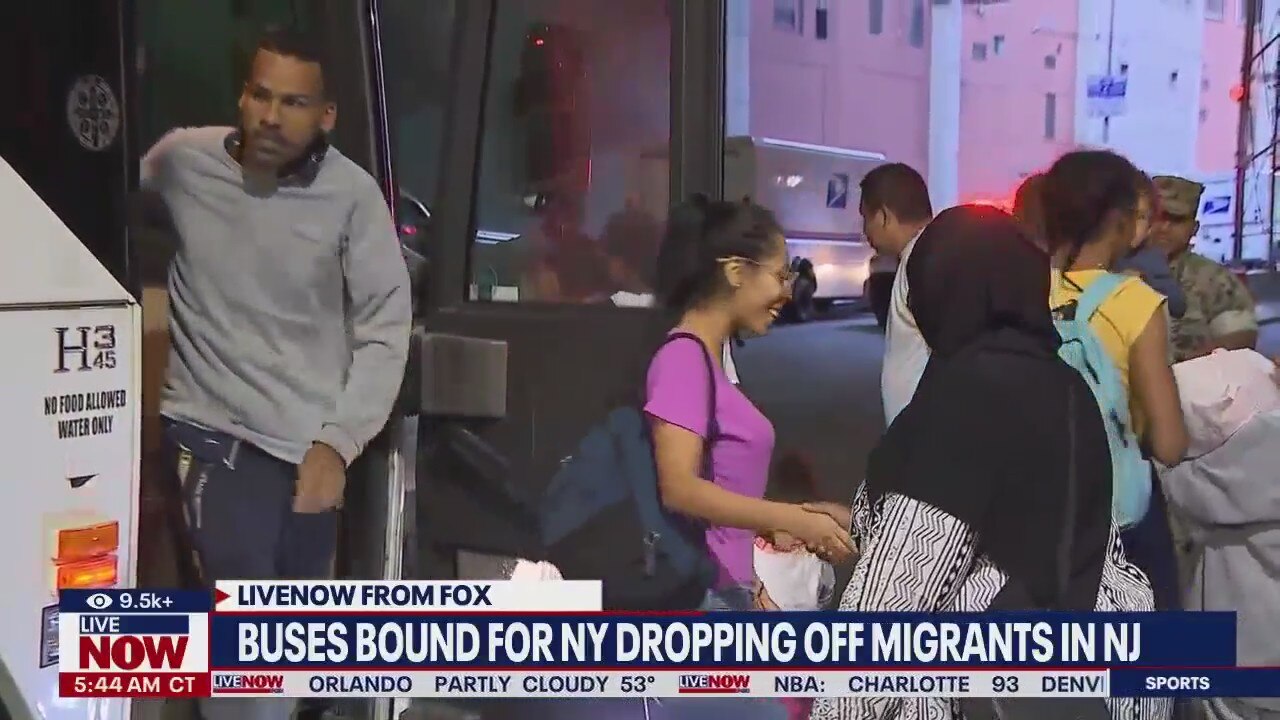 NYC-bound buses drop migrants in New Jersey