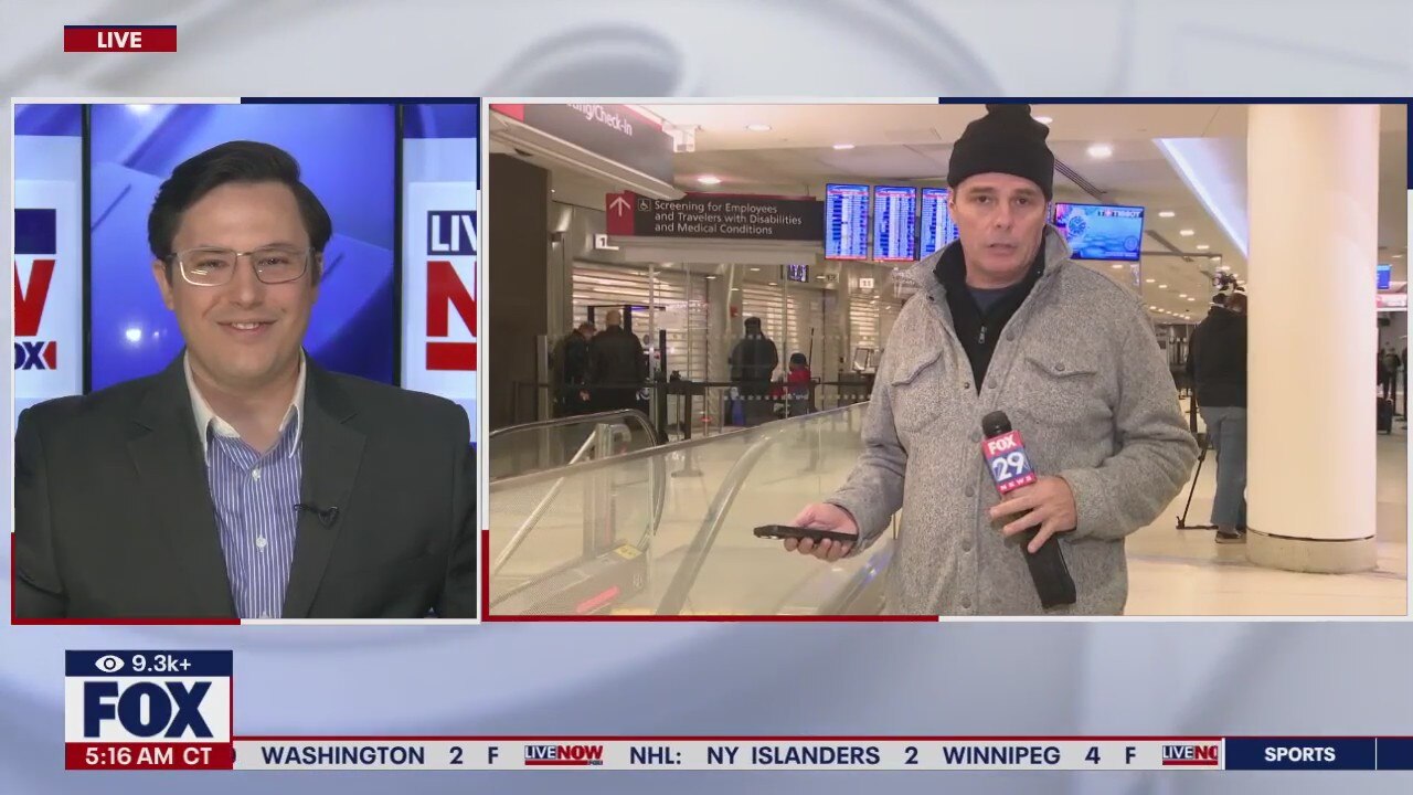 Icy conditions in Philly causing flight delays