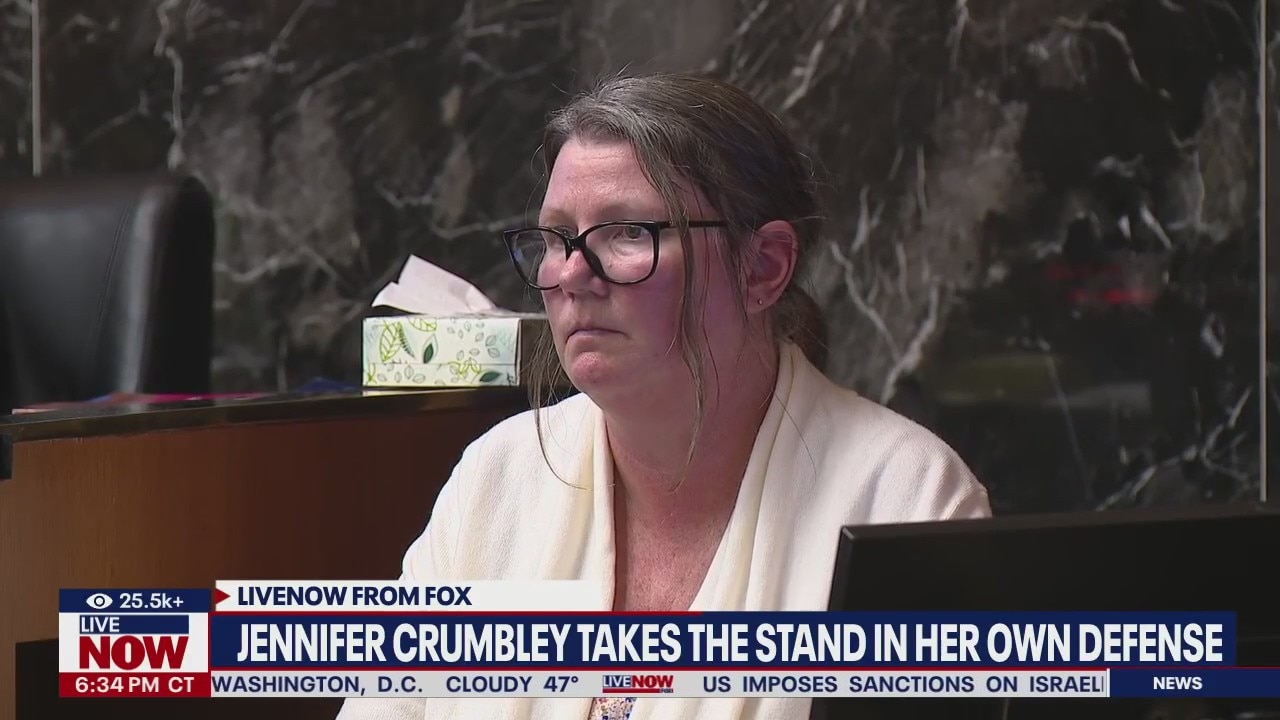 Mother of Oxford school shooter takes the stand