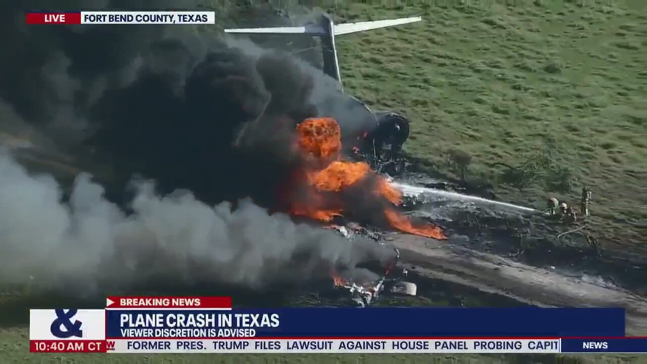 Texas plane crash: 21 people on board, 1 injured