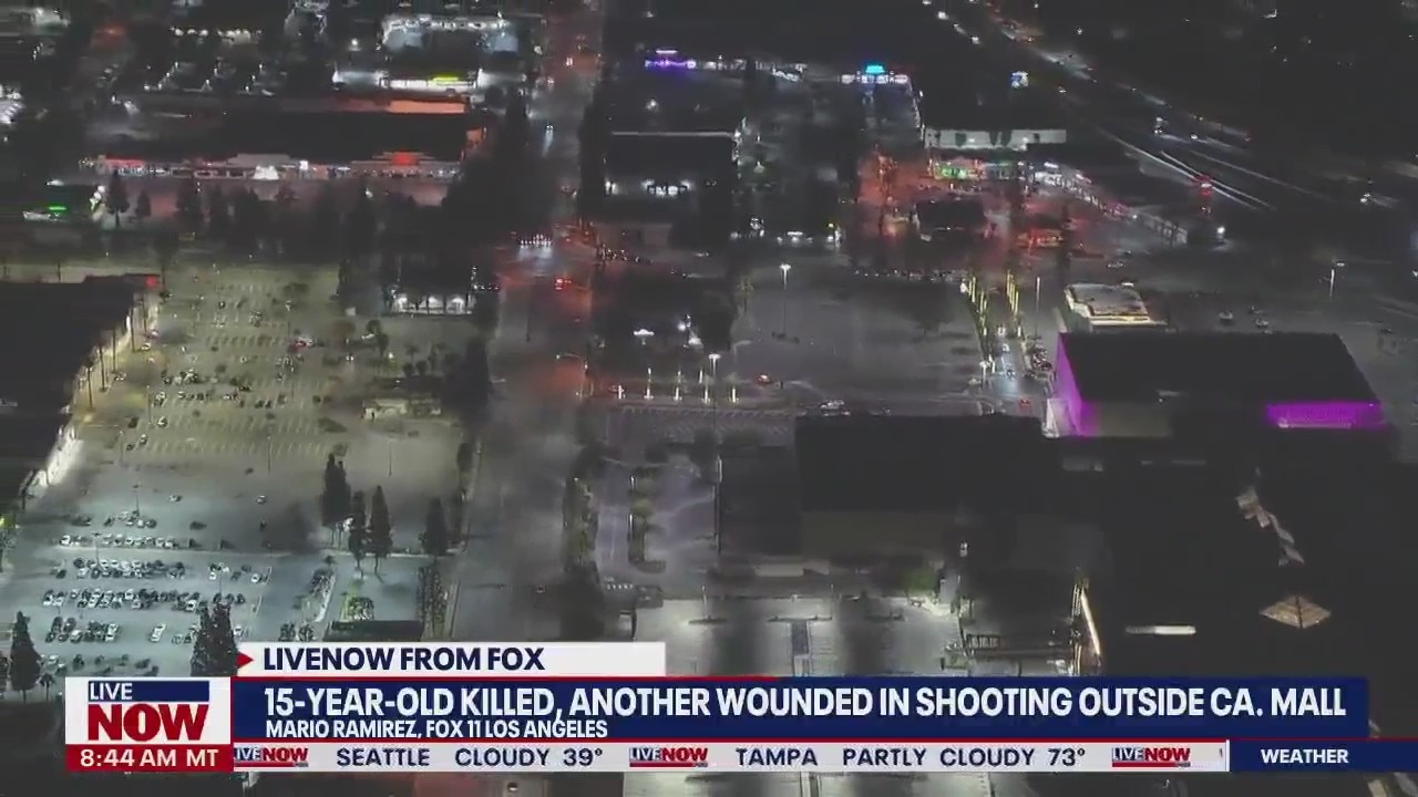 15-year-old killed, another wounded in shooting outside California mall