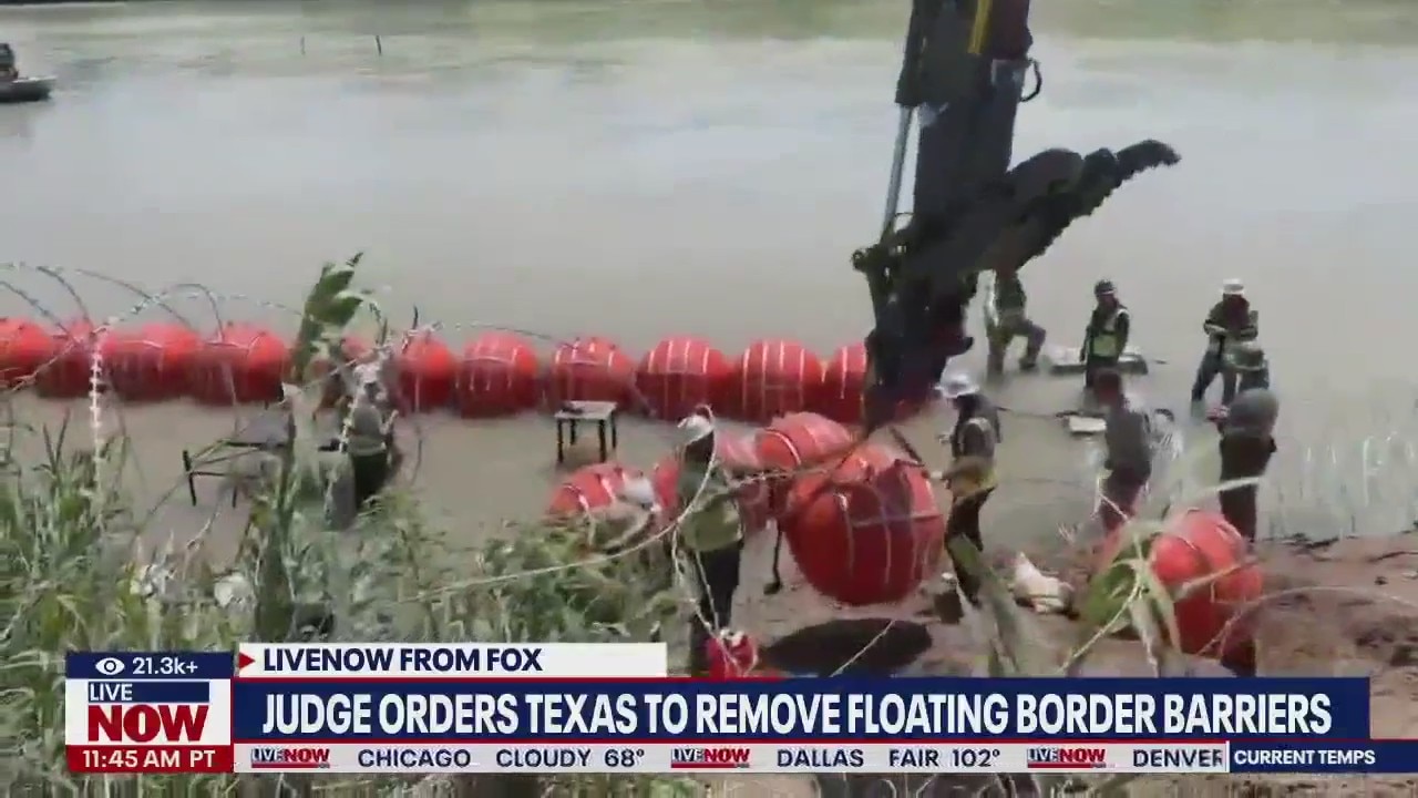 Judge orders Texas to remove floating barriers