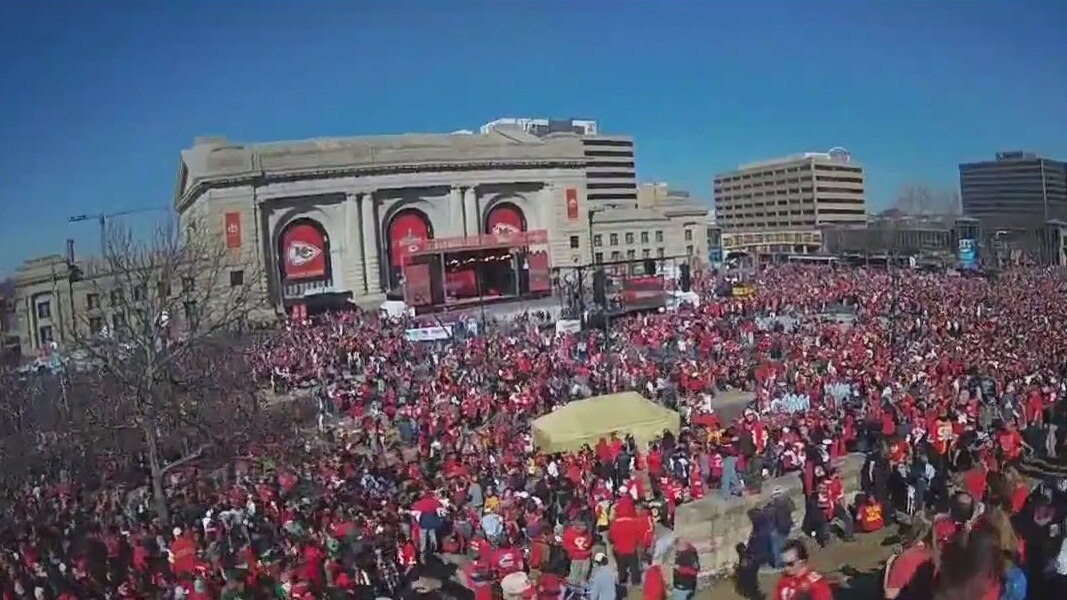 Chiefs parade shooting lea