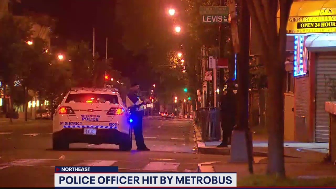 Officer chasing suspect struck by Metrobus in Northeast DC