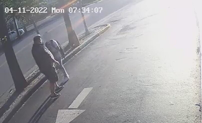 Deputies looking for person accused of attempting to kidnap boy in Orlando