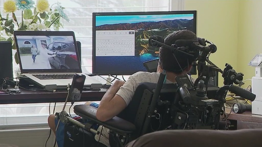 Florida filmmaker defies odds to make his art