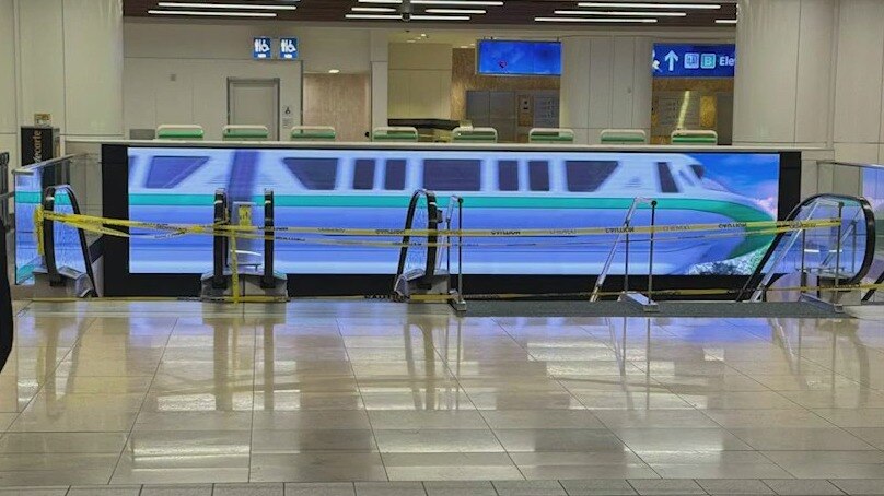 'Suspicious' bag at OIA led to partial closure