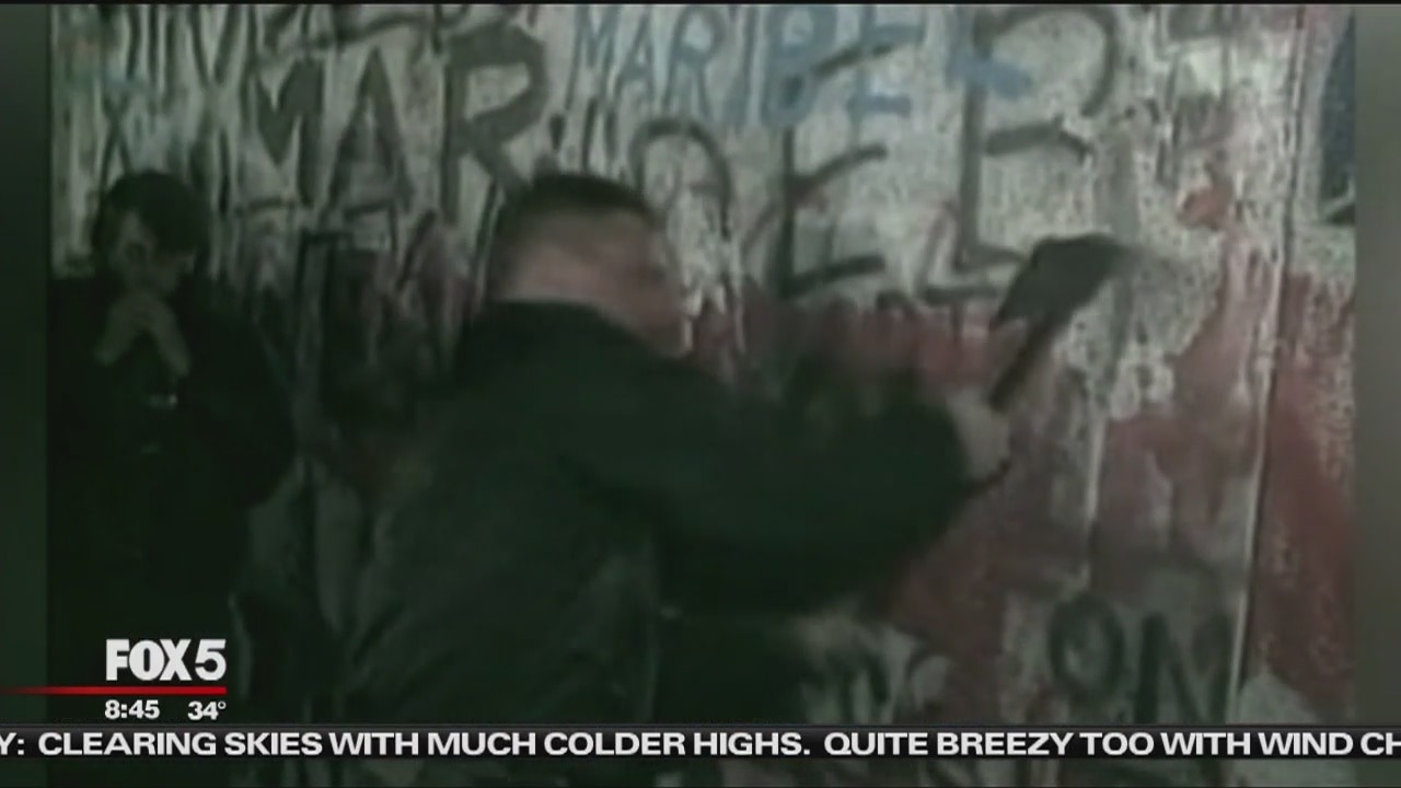 The Berlin Wall: 30 Years Later