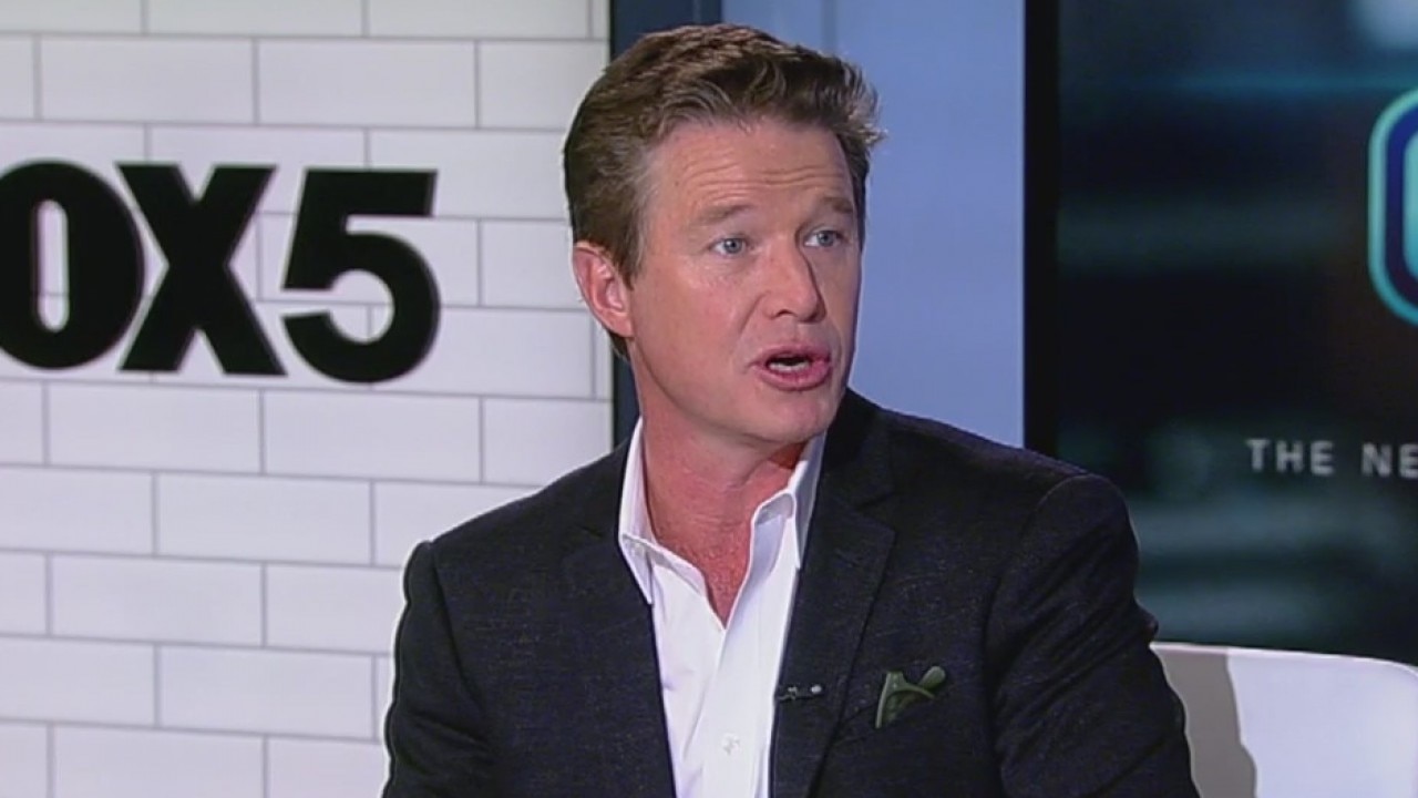 Extra host Billy Bush