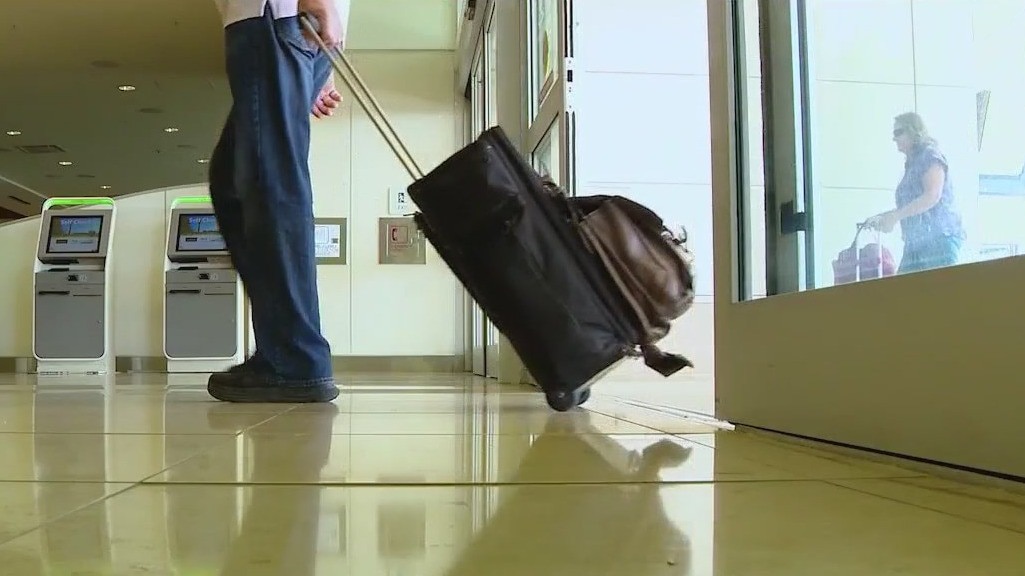 Deadly crash puts air traffic controller requirements in spotlight