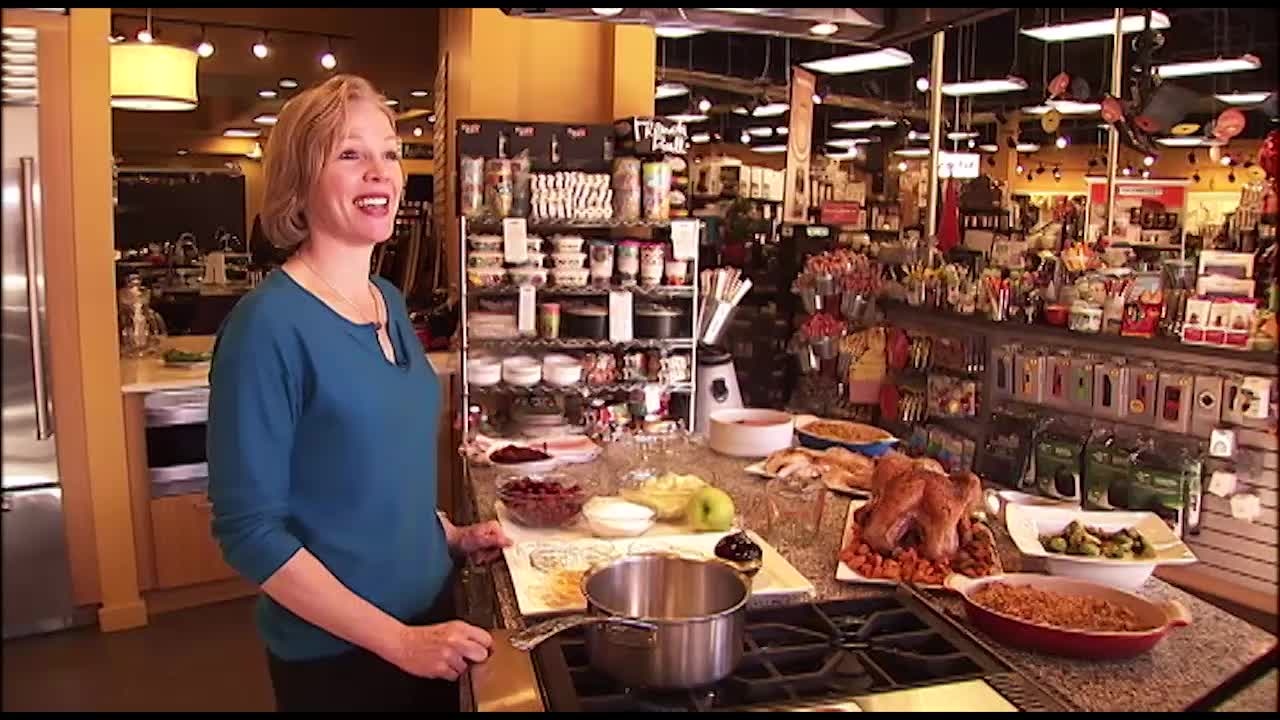 How to Make Cook's Warehouse Cranberry Sauce
