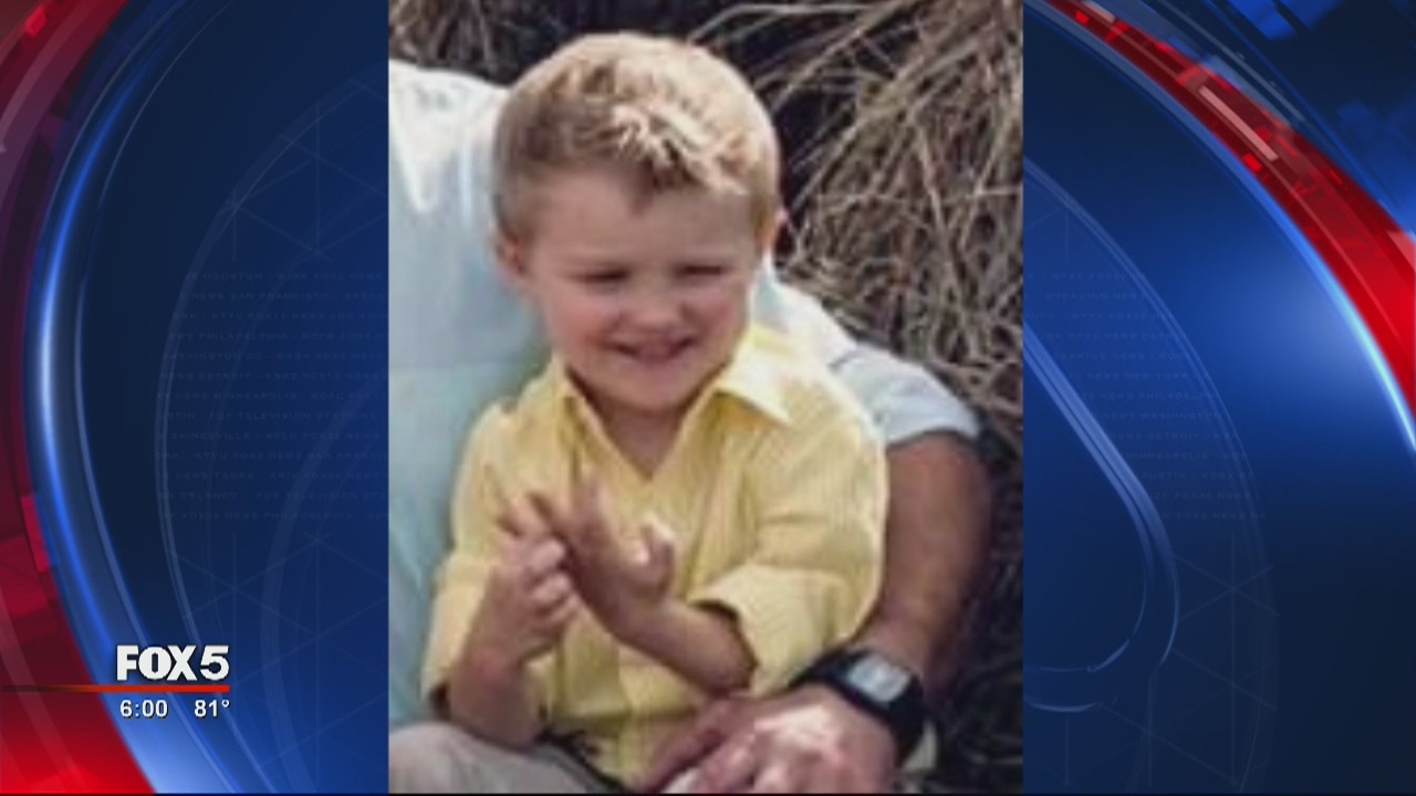 3 yr old shoots and kills himself