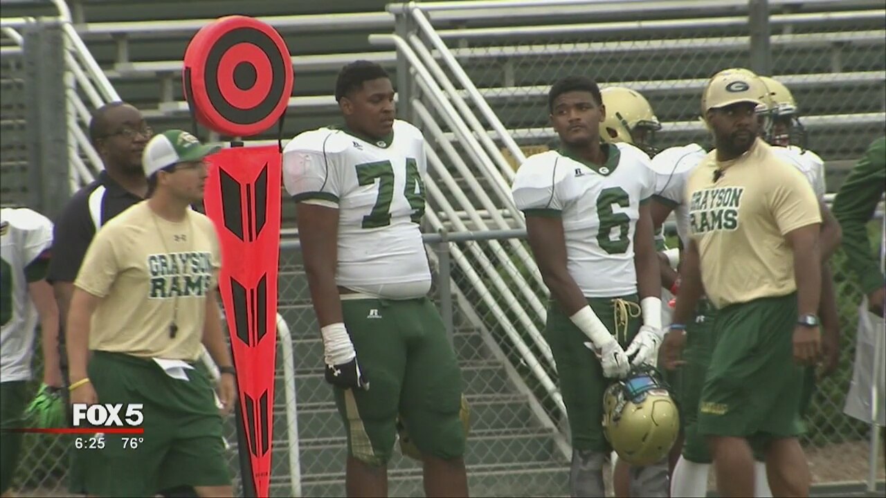 Student transfers a growing issue for high school football