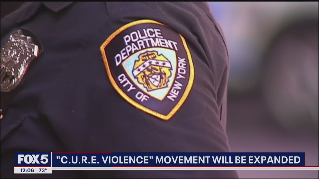 Mayor calls for expansion of community groups