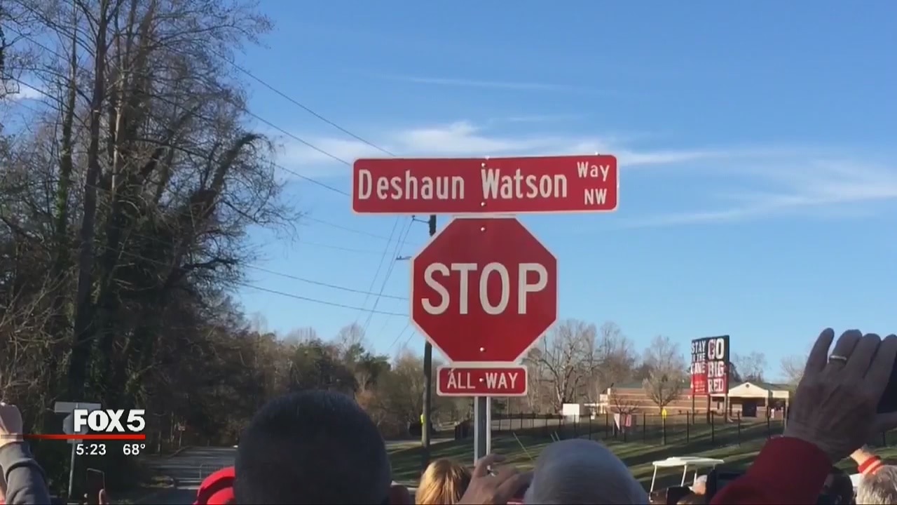 Street sign controvery