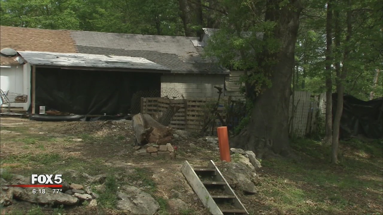 DeKalb Code Enforcement Officers Target  Moreland Avenue