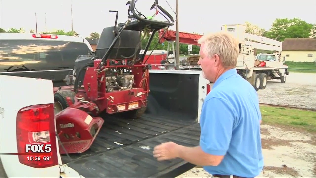 Thieves target landscaping crews