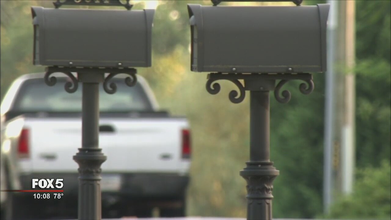 Police say thieves steal mail and cash checks