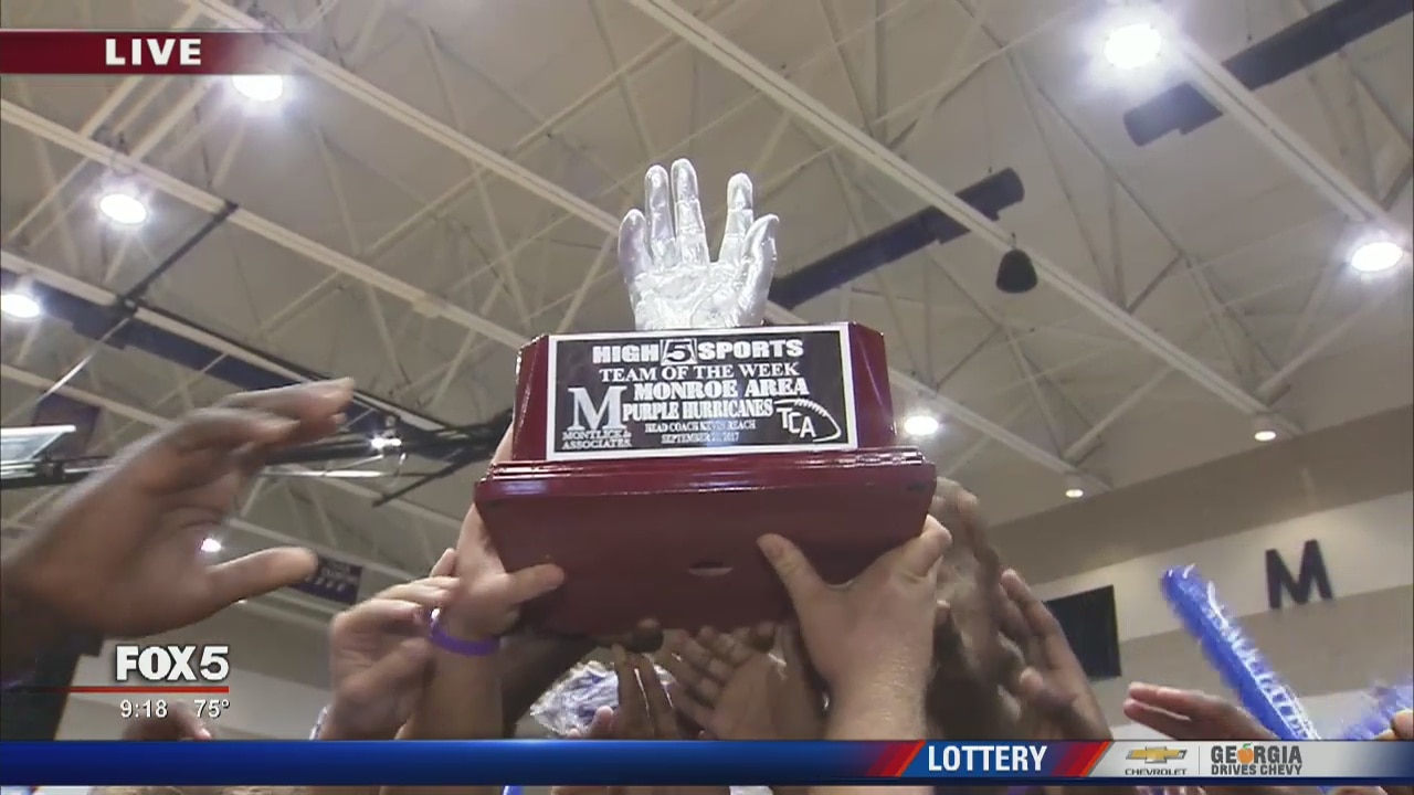 Team of the Week pep rally at Monroe Area HS