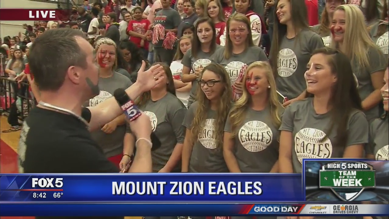 Team of the Week pep rally at Mt. Zion HS