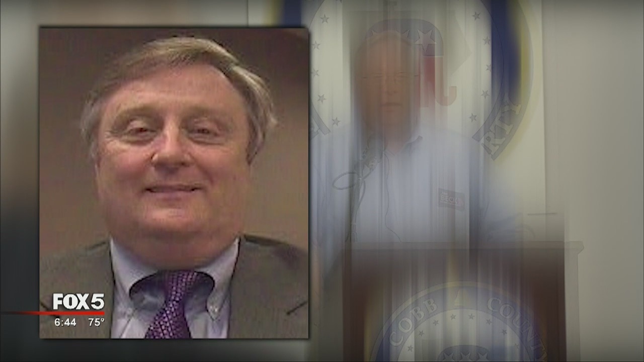 Jim Beck defends working 2 jobs at once