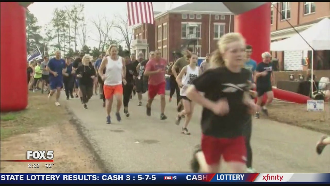 Community runs 5K to support slain officer
