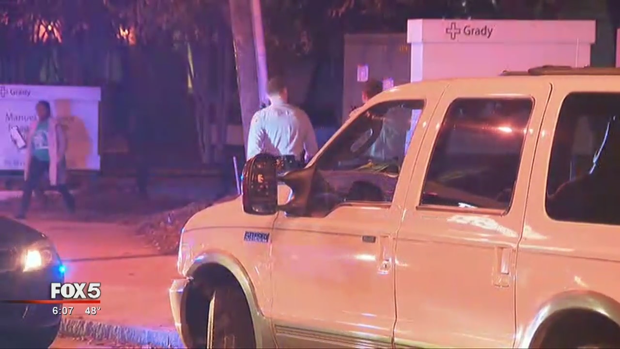 Officer shot on Candler Road