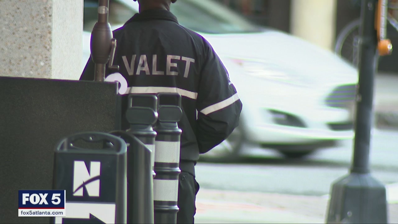 Valet stand targeted in carjacking