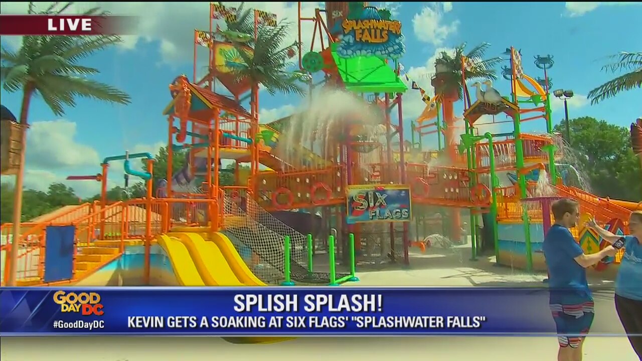 Kevin tries out Splashwater Falls at Six Flags America