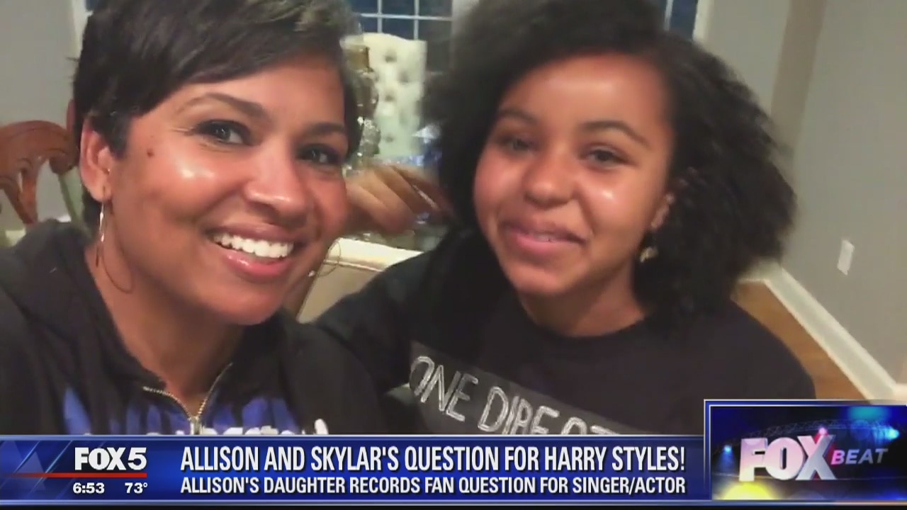 Allison Seymour, and daughter Skyler, all about ask Harry Styles